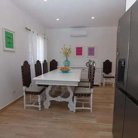 Casa Oliveira *
